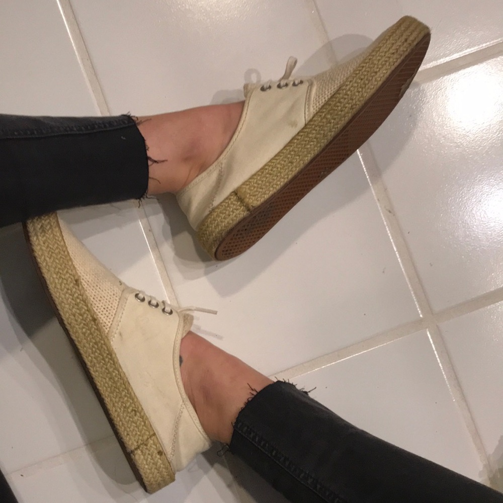 Vans ivory espadrilles sz 7 - ultracush